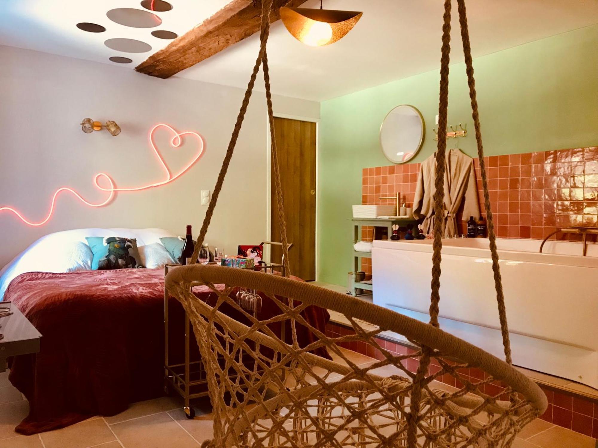 Jacuzzi Et Vue Sur Loire - Maison D'Hotes L'Odyssee La Chapelle-sur-Loire Esterno foto